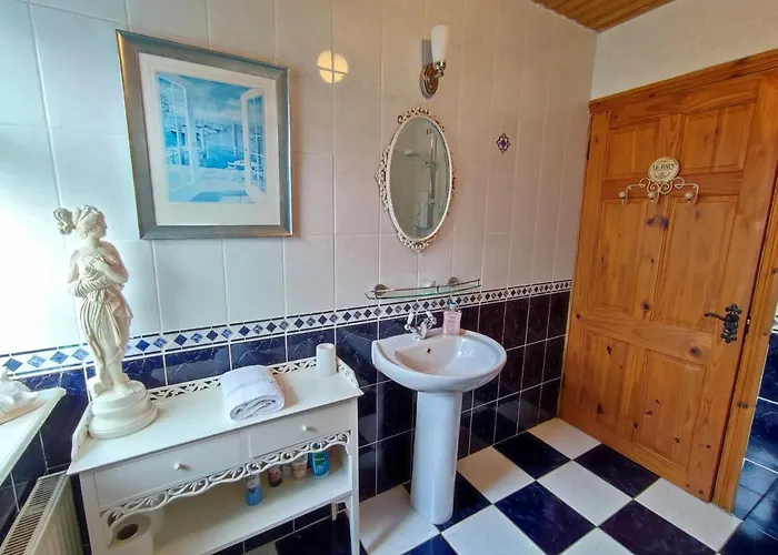 Tower View Feriehus Ennis